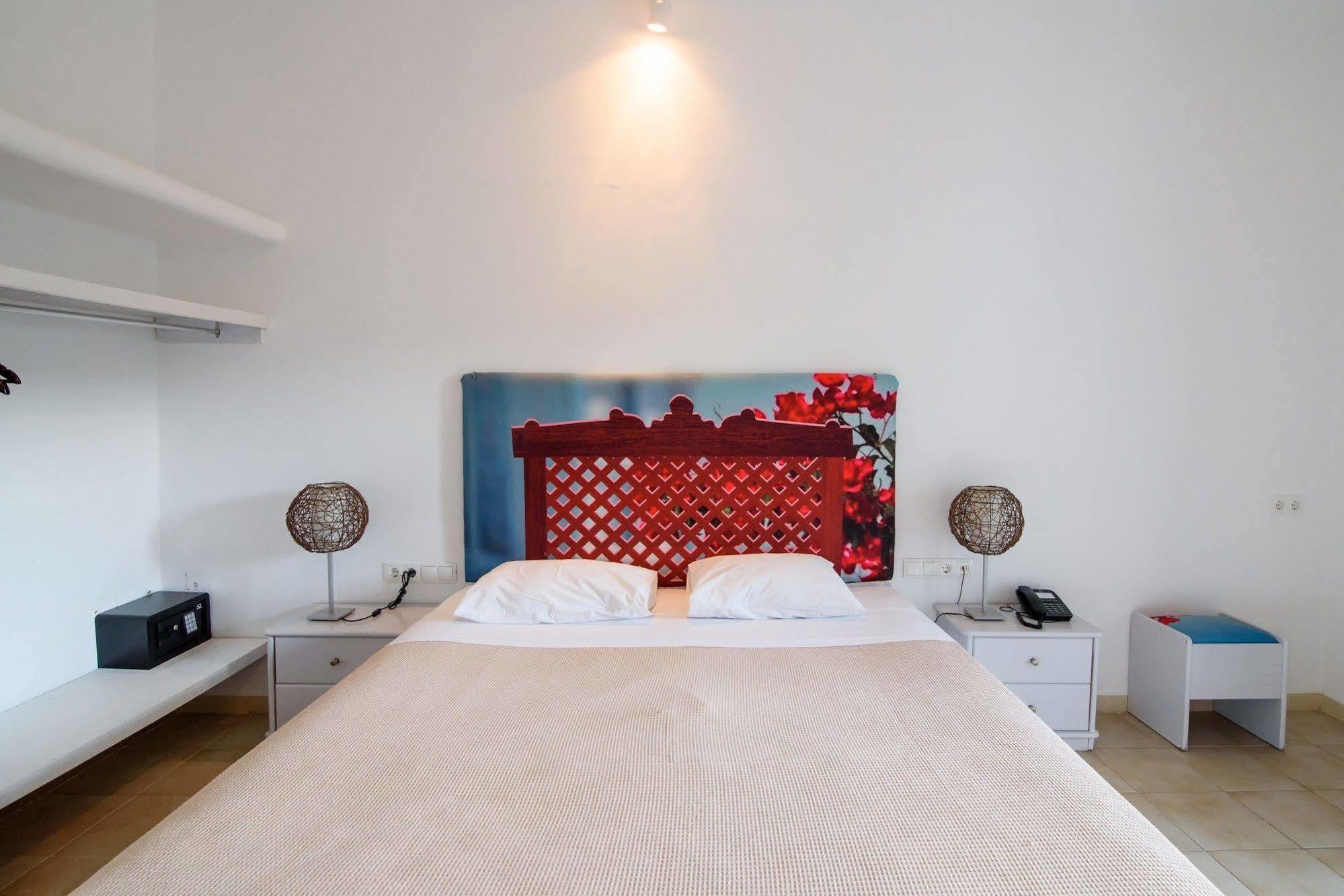 Atlas Boutique Hotel Kamári Eksteriør billede